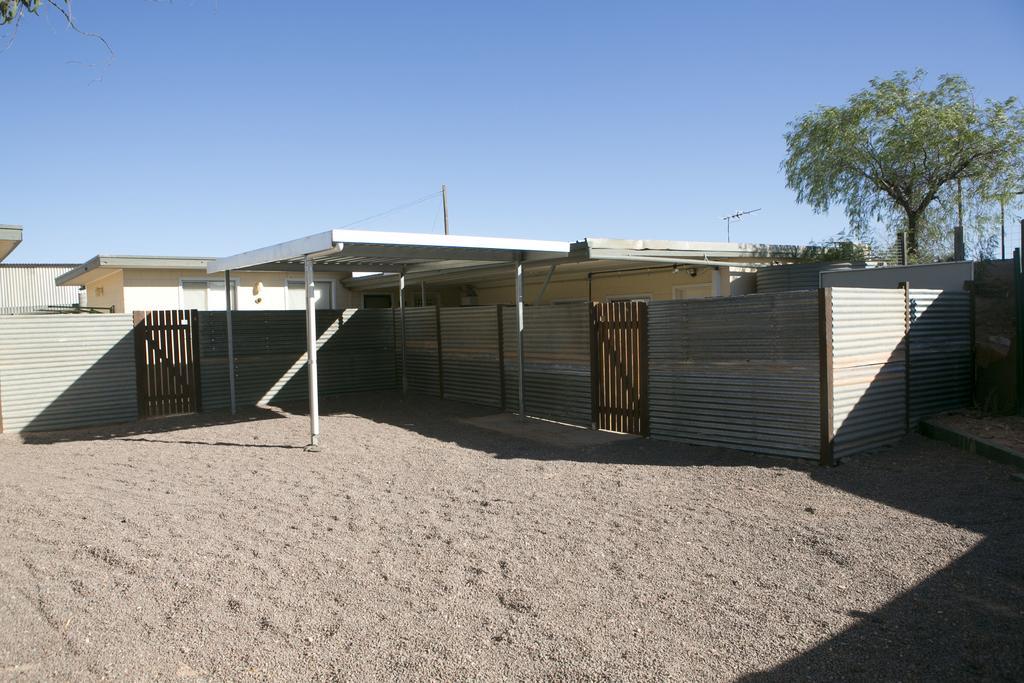 Cave Place Units Coober Pedy Exterior photo